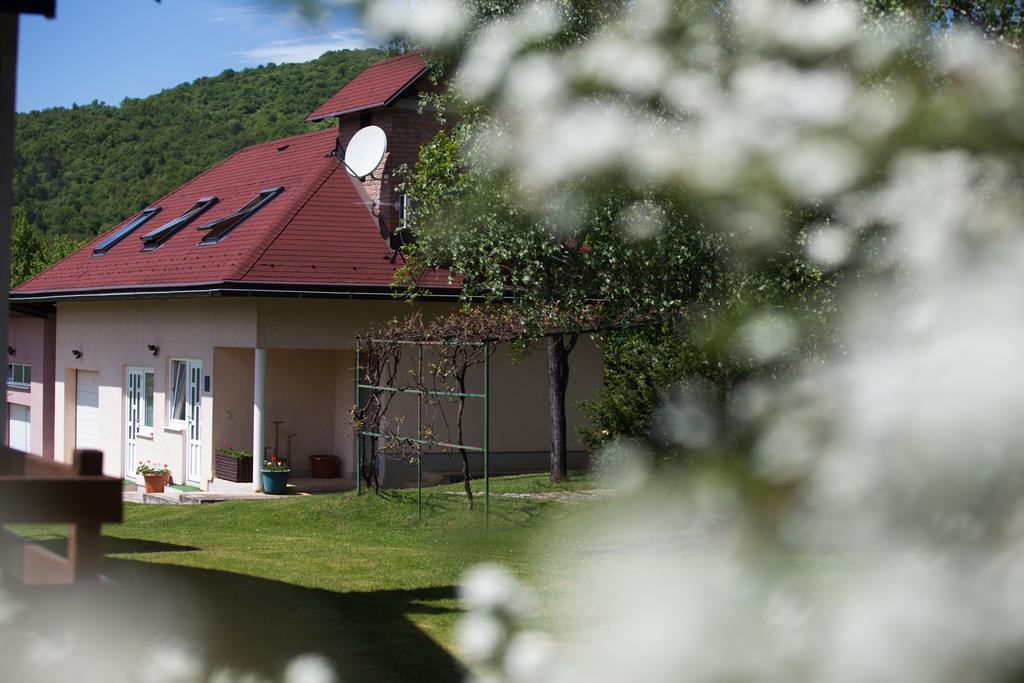 Apartment Oreskovic Otočac المظهر الخارجي الصورة
