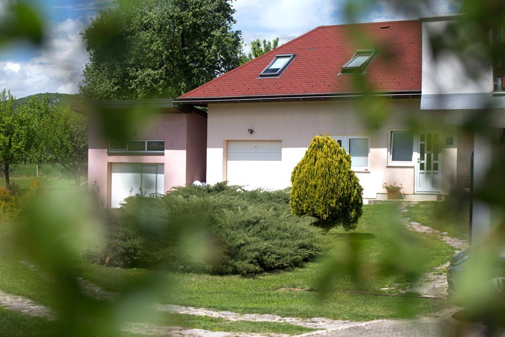 Apartment Oreskovic Otočac المظهر الخارجي الصورة