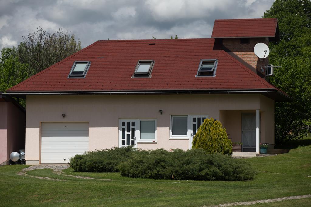 Apartment Oreskovic Otočac المظهر الخارجي الصورة