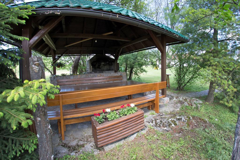 Apartment Oreskovic Otočac المظهر الخارجي الصورة