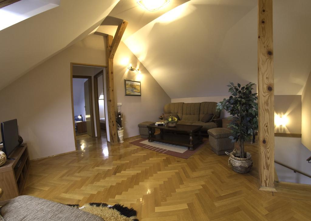 Apartment Oreskovic Otočac المظهر الخارجي الصورة