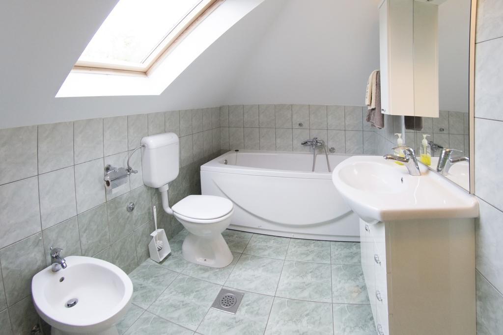 Apartment Oreskovic Otočac المظهر الخارجي الصورة