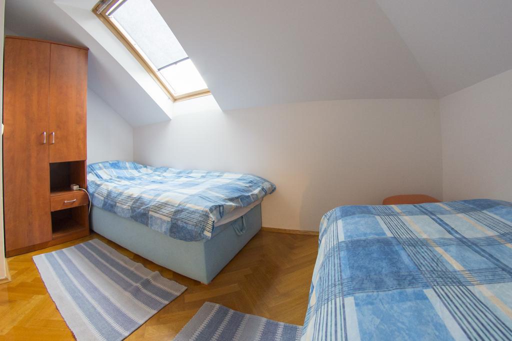 Apartment Oreskovic Otočac المظهر الخارجي الصورة